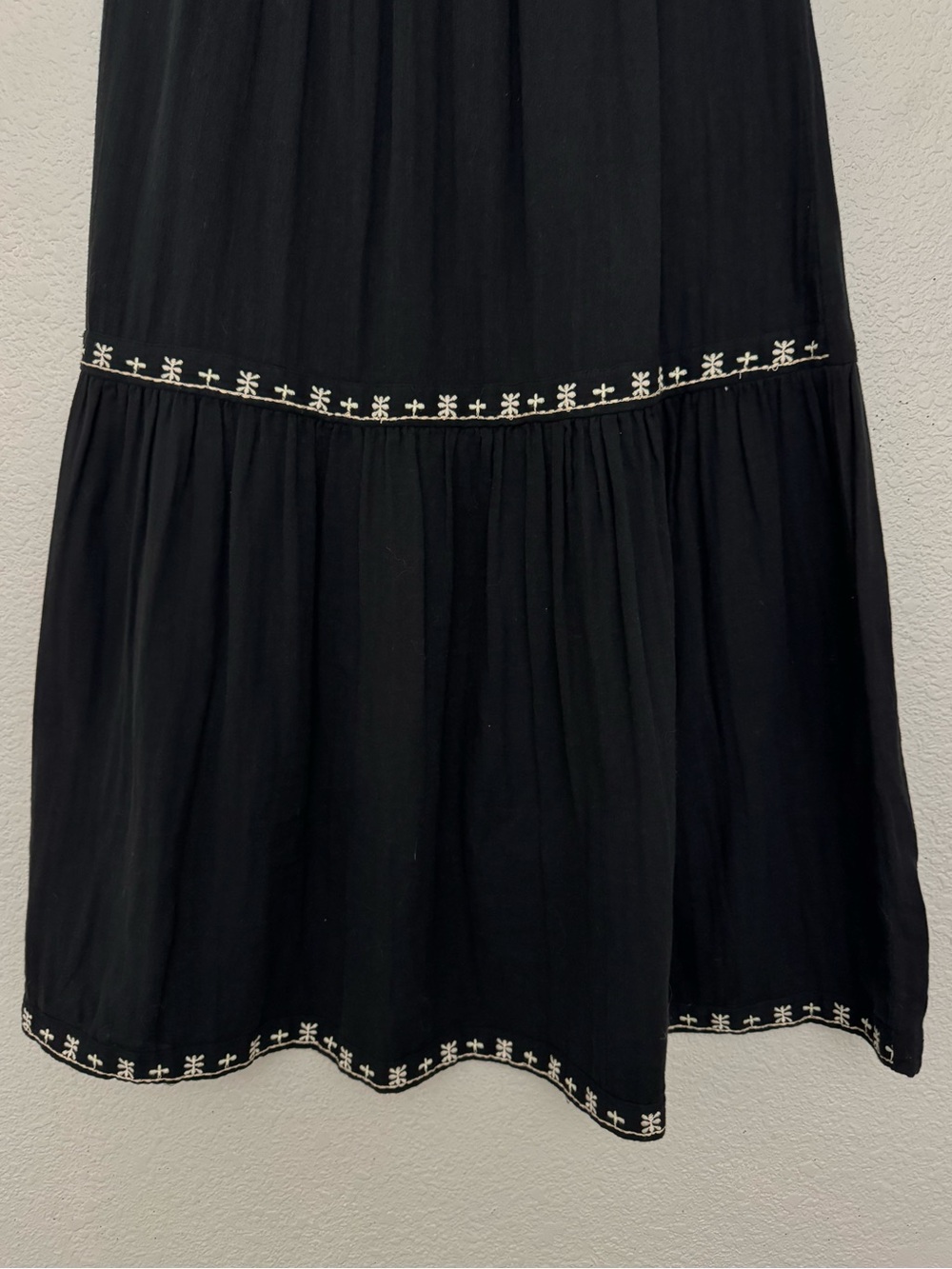 Dizzy Lizzy Black Embroidered Boho Maxi Skirt Size Small - Picture 3 of 12